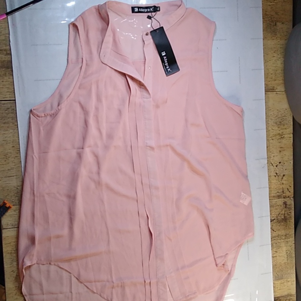 #595 women's extra large Dusty pink sleeveless button down sheer top